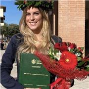 studentessa di International Relations disponibile per aiuto compiti